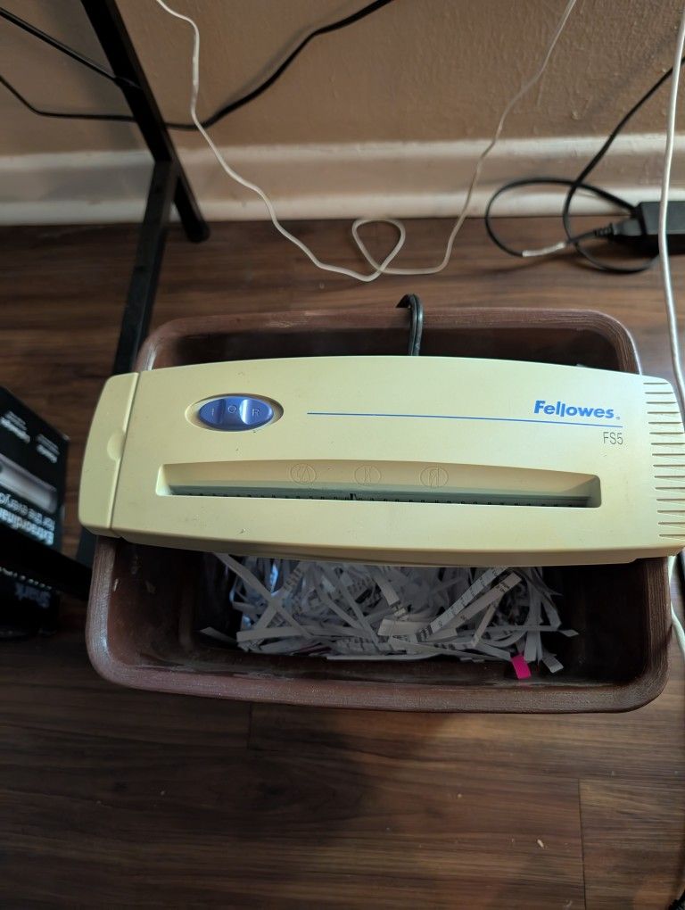 Paper Shredder