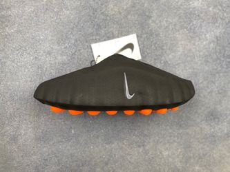 Nike Mind 001