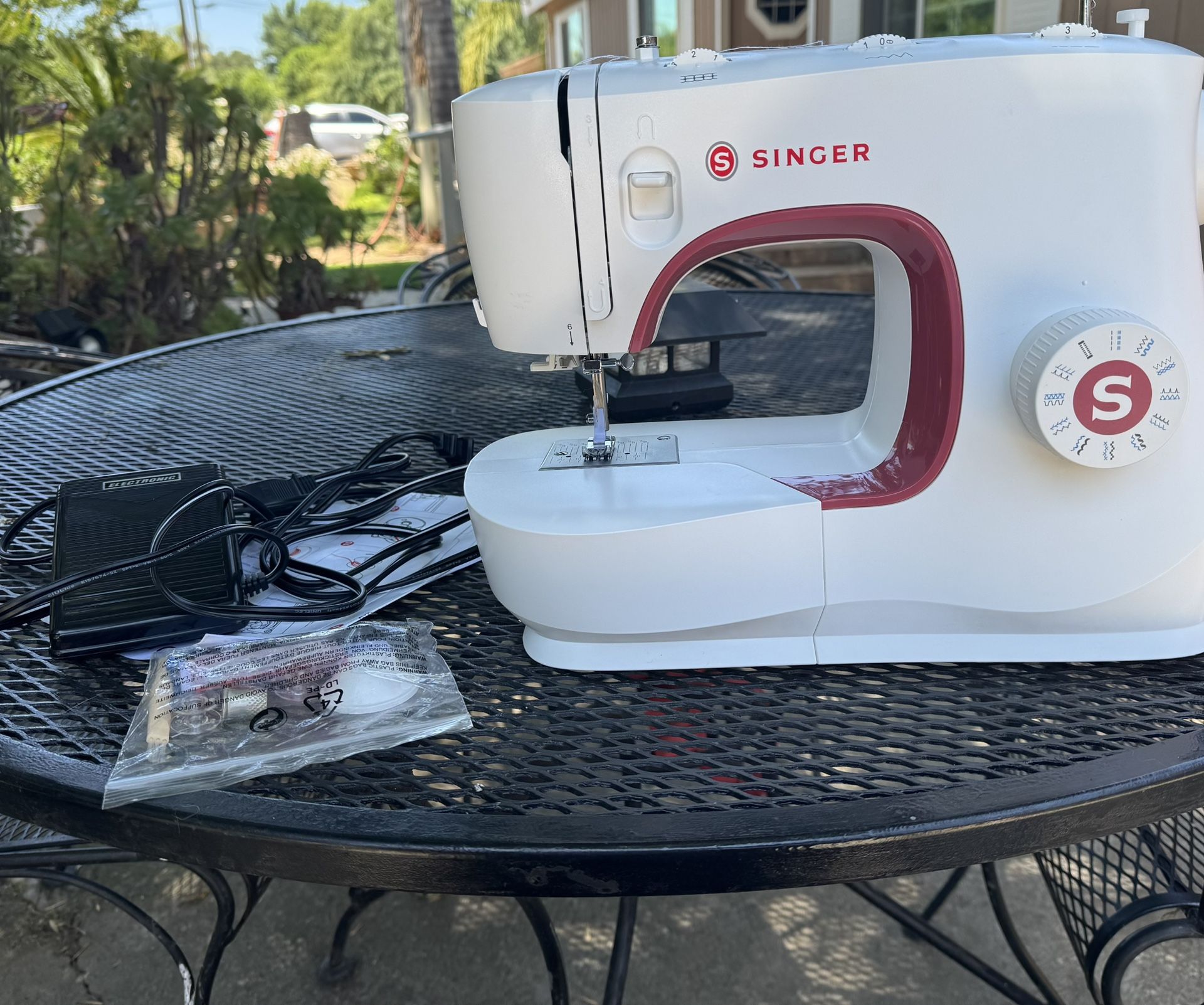 Singer Sewing Machine
