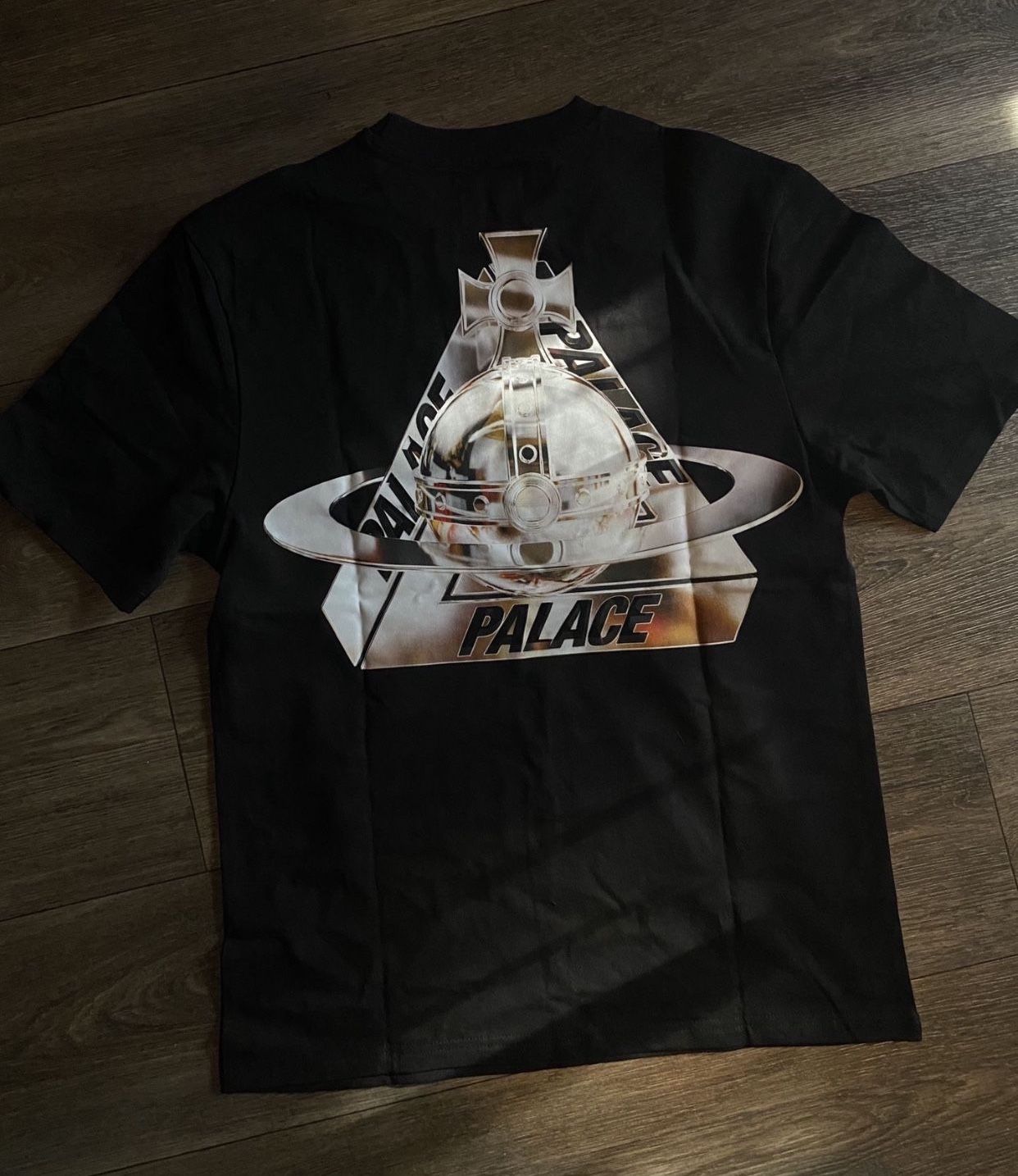 Palace t shirt brand new