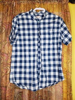 Adutls xl shirt