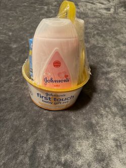 Johnson baby gift set