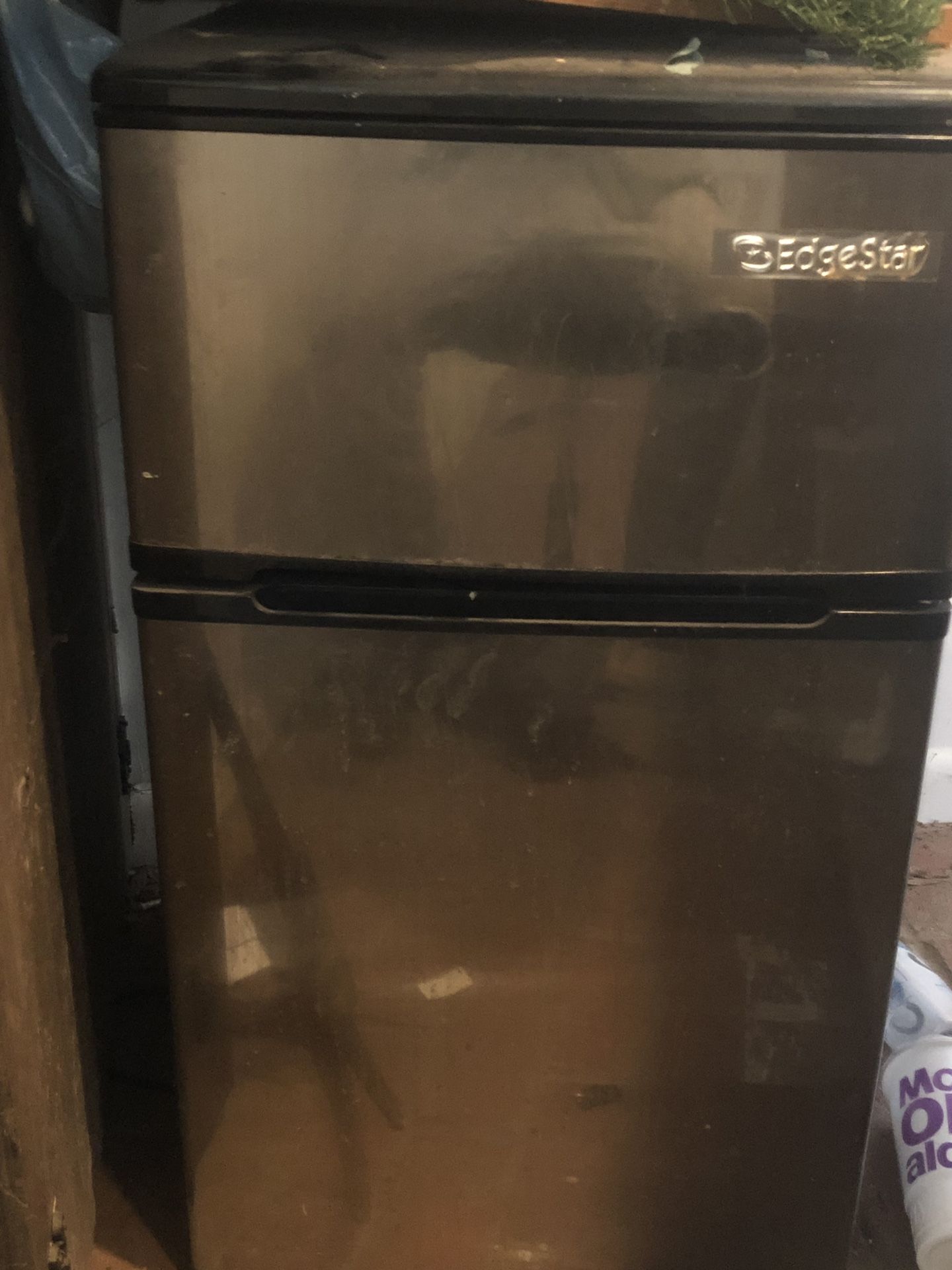 EdgeStar mini fridge