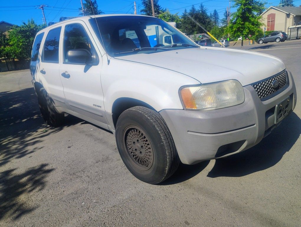 2004 Ford Escape 4x4 5 Speed Manual 
