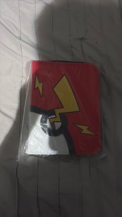 Mini Pokémon trading card binder