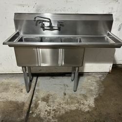49x20 3 Compartment Stainless Steel Sink