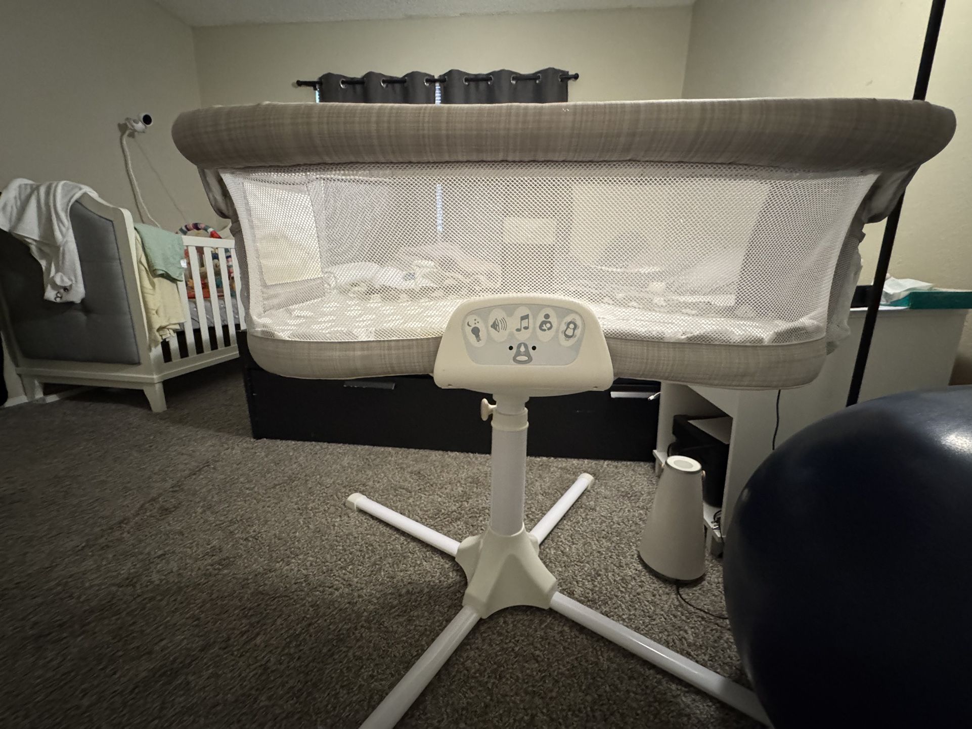 Baby Halo Bassinet