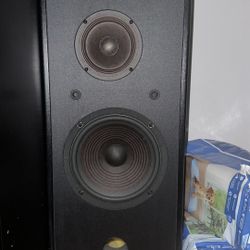 2 Epicure 120 Series 3 Speakers