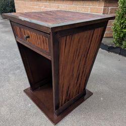 Unique Vintage Night Stand, Endtable