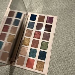 Ciate The Editor Palette New England