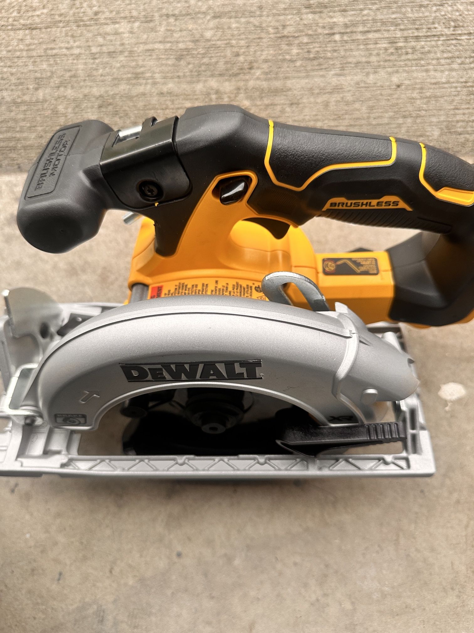 Dewalt Saw
