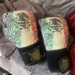 Brandon Moreno Boxing Gloves 