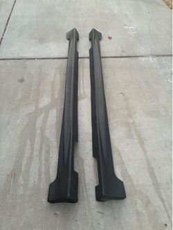 Side skirts