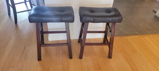 2 Bar Stools - Wood & Leather