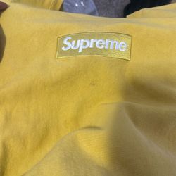 supreme crew neck
