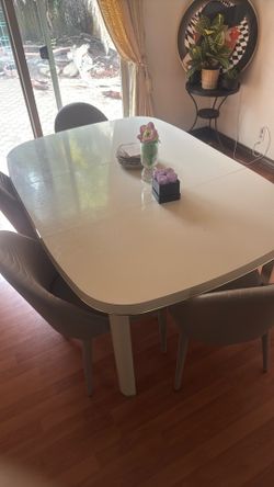 Free Table