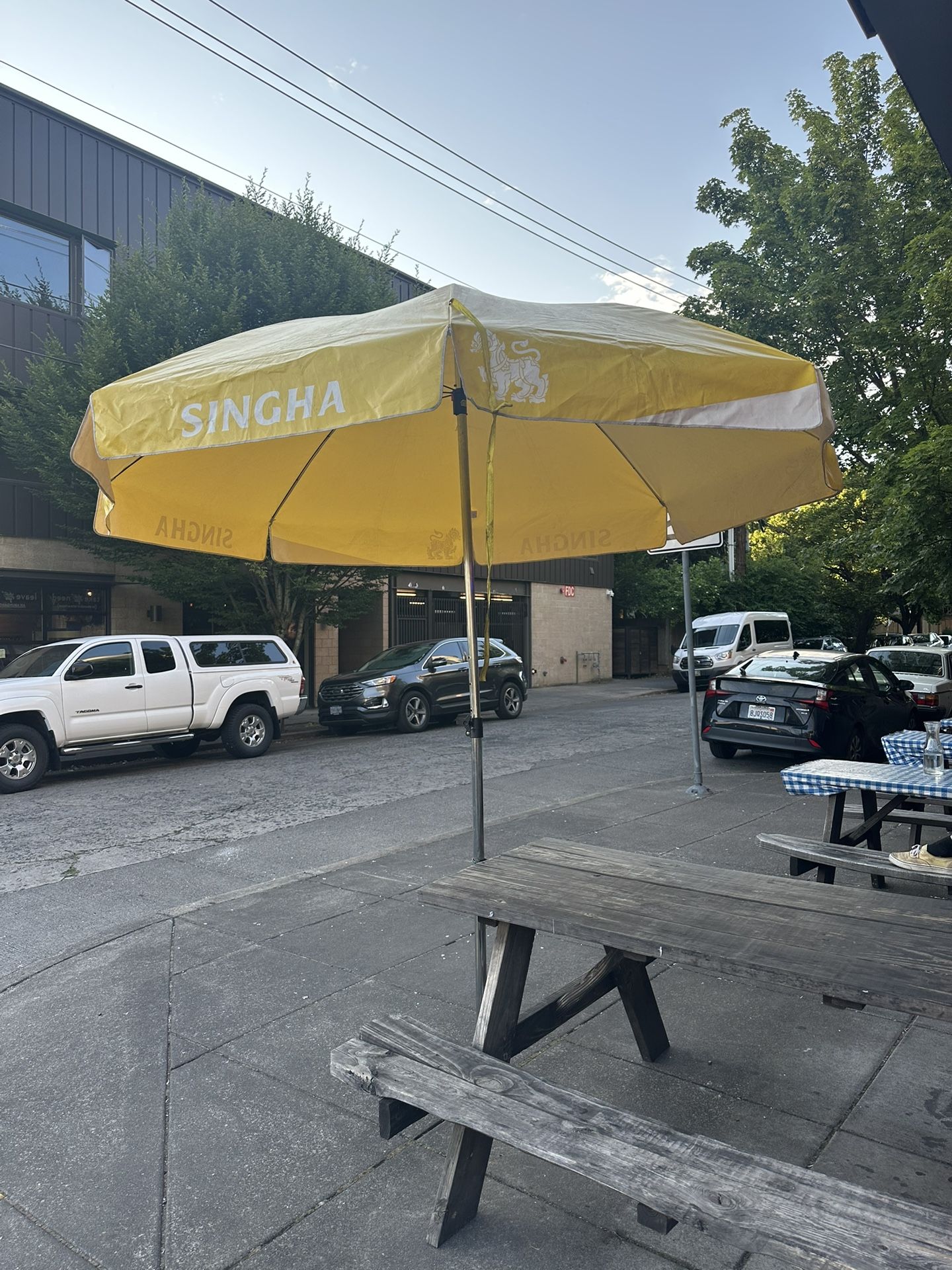 4 Patio Umbrellas For $5