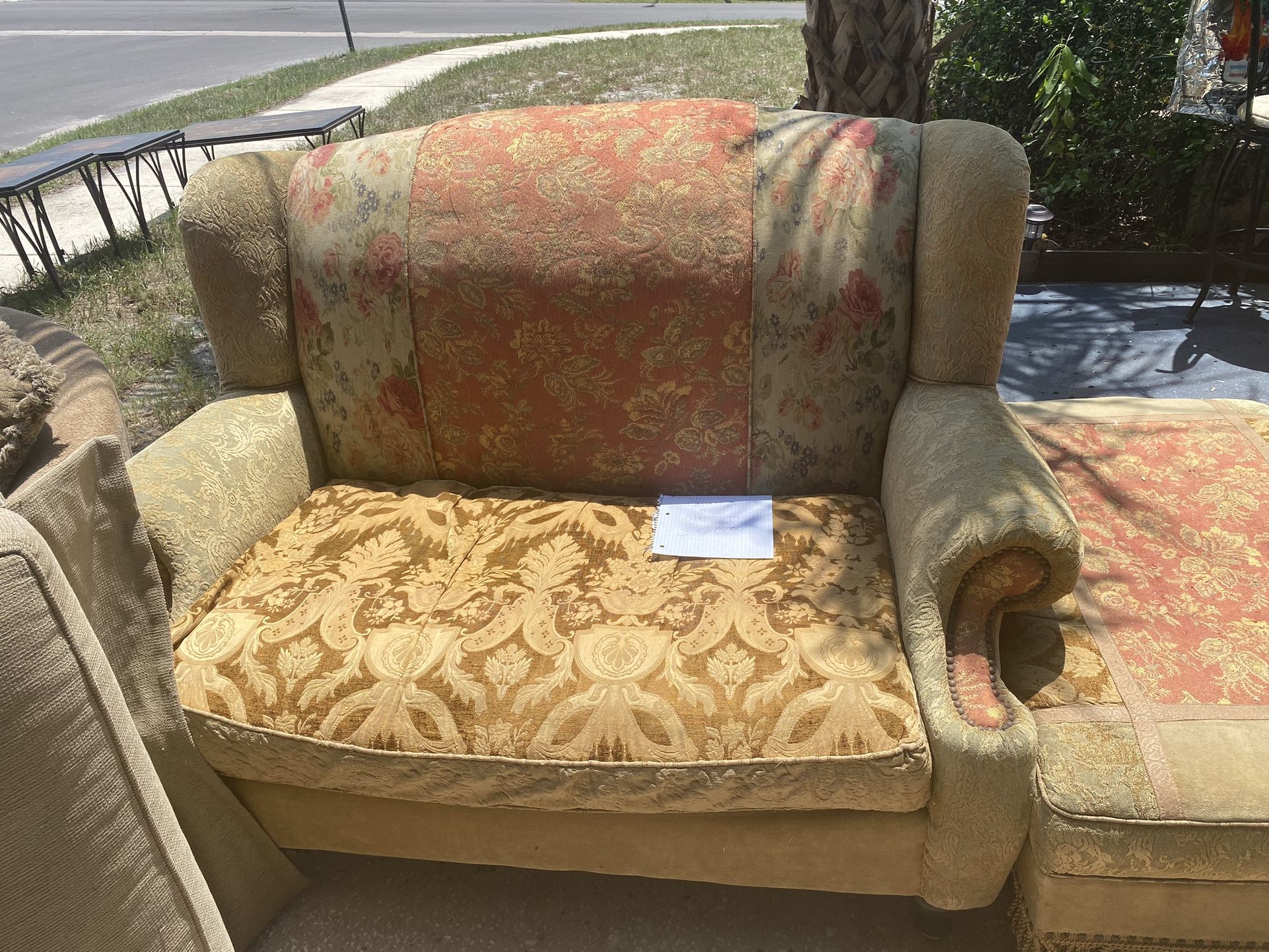 Haverty’s Oversize Chair And Ottoman