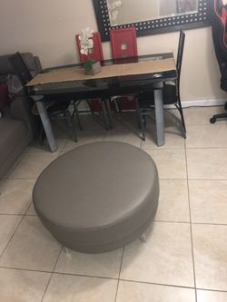 Dining set and coffee table, the coffee table is new