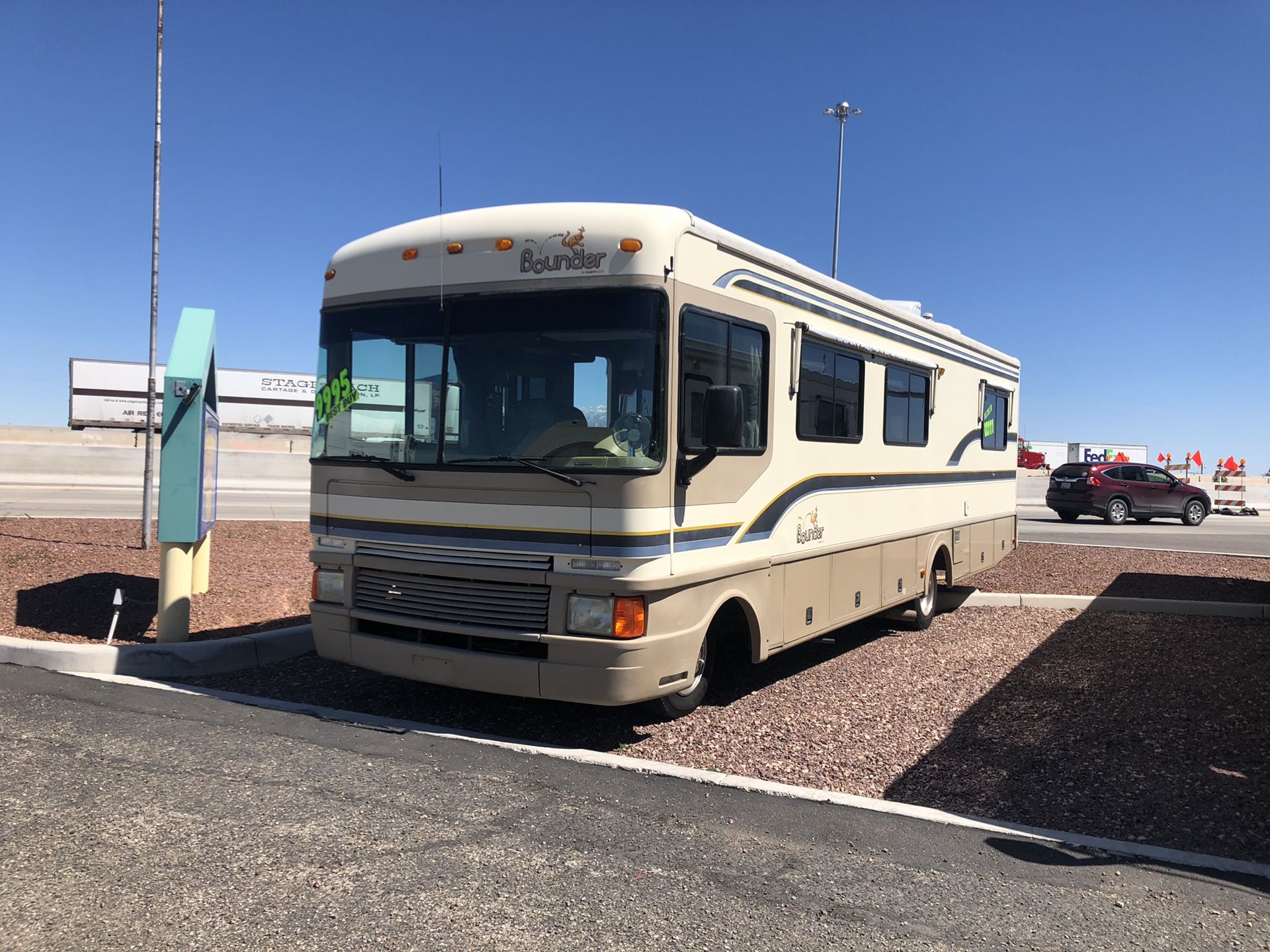 97 FLEETWOOD BOUNDER 32Ft motorhome class a rv