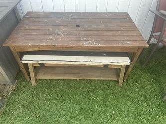 Kids Craft Table 