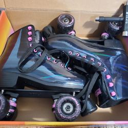 Impala Quad Skate - Black Holographic
