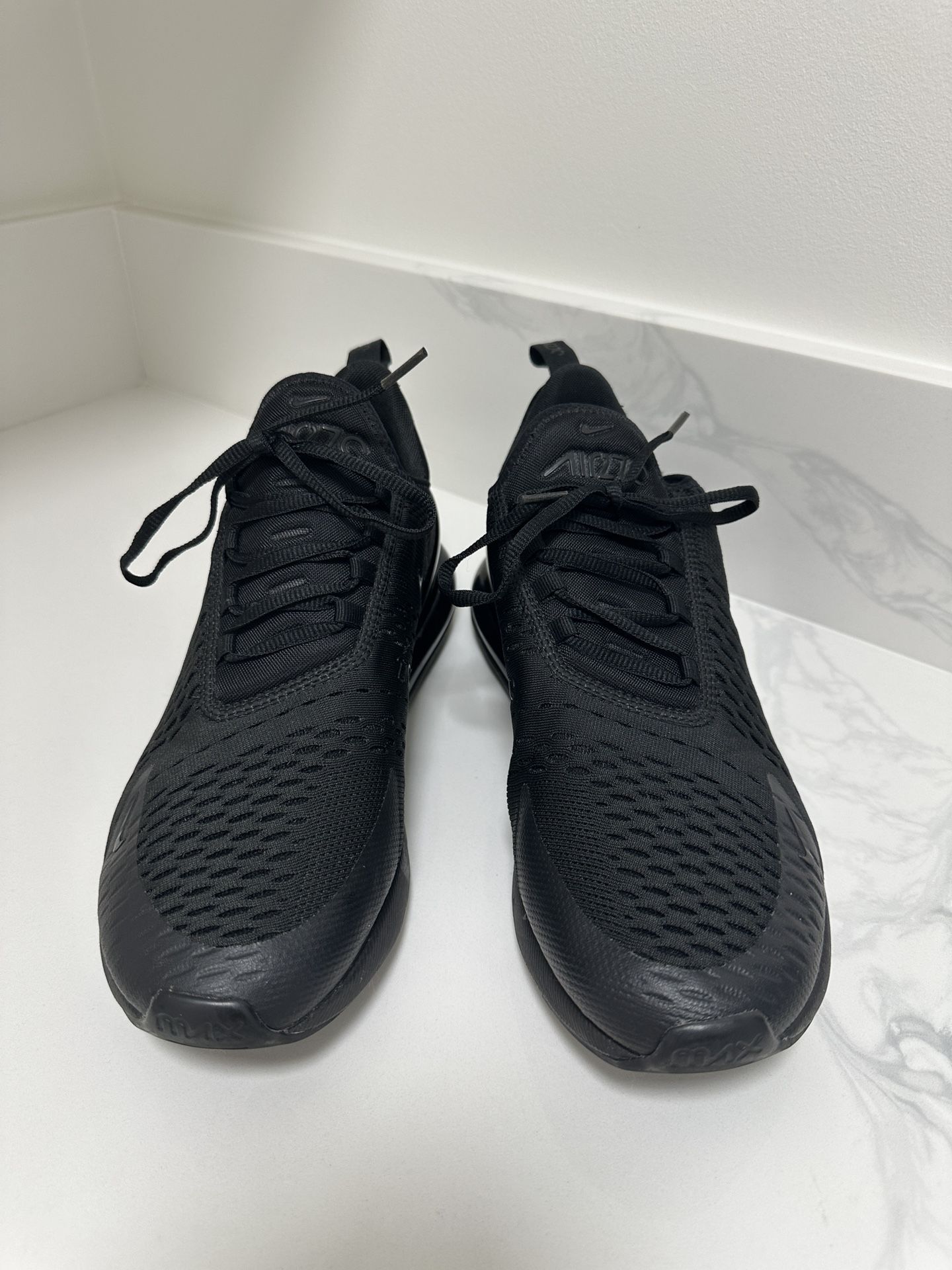 Nike Air Max 270