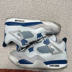 Jordan 4 Military 