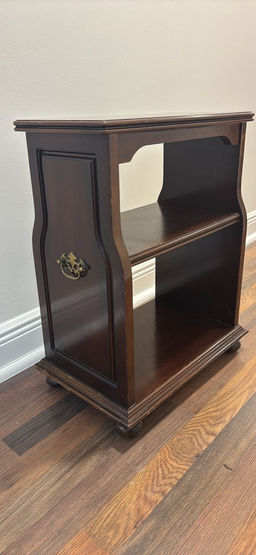 Lane Furniture Mahagony Small Side Table