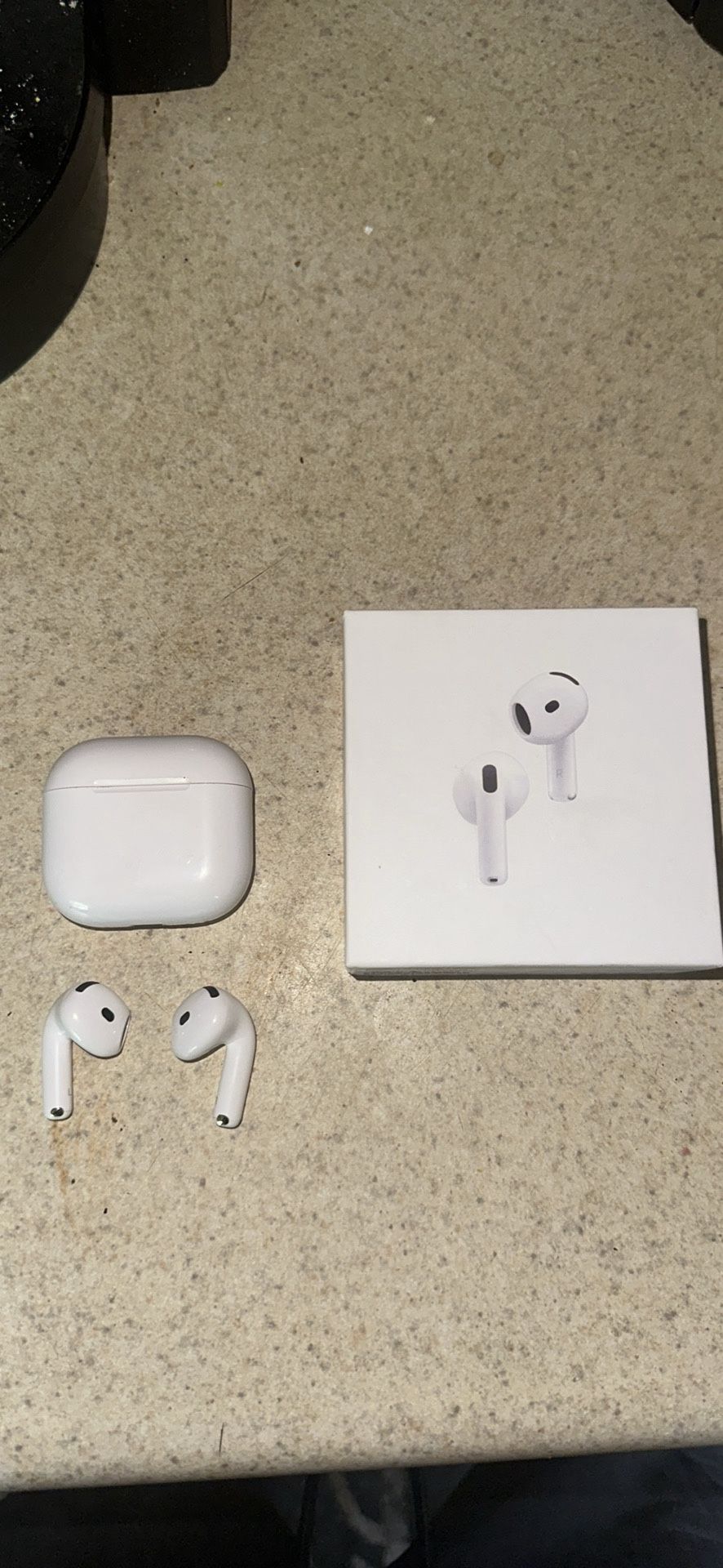 Air pod gen 4 active noise cancellation