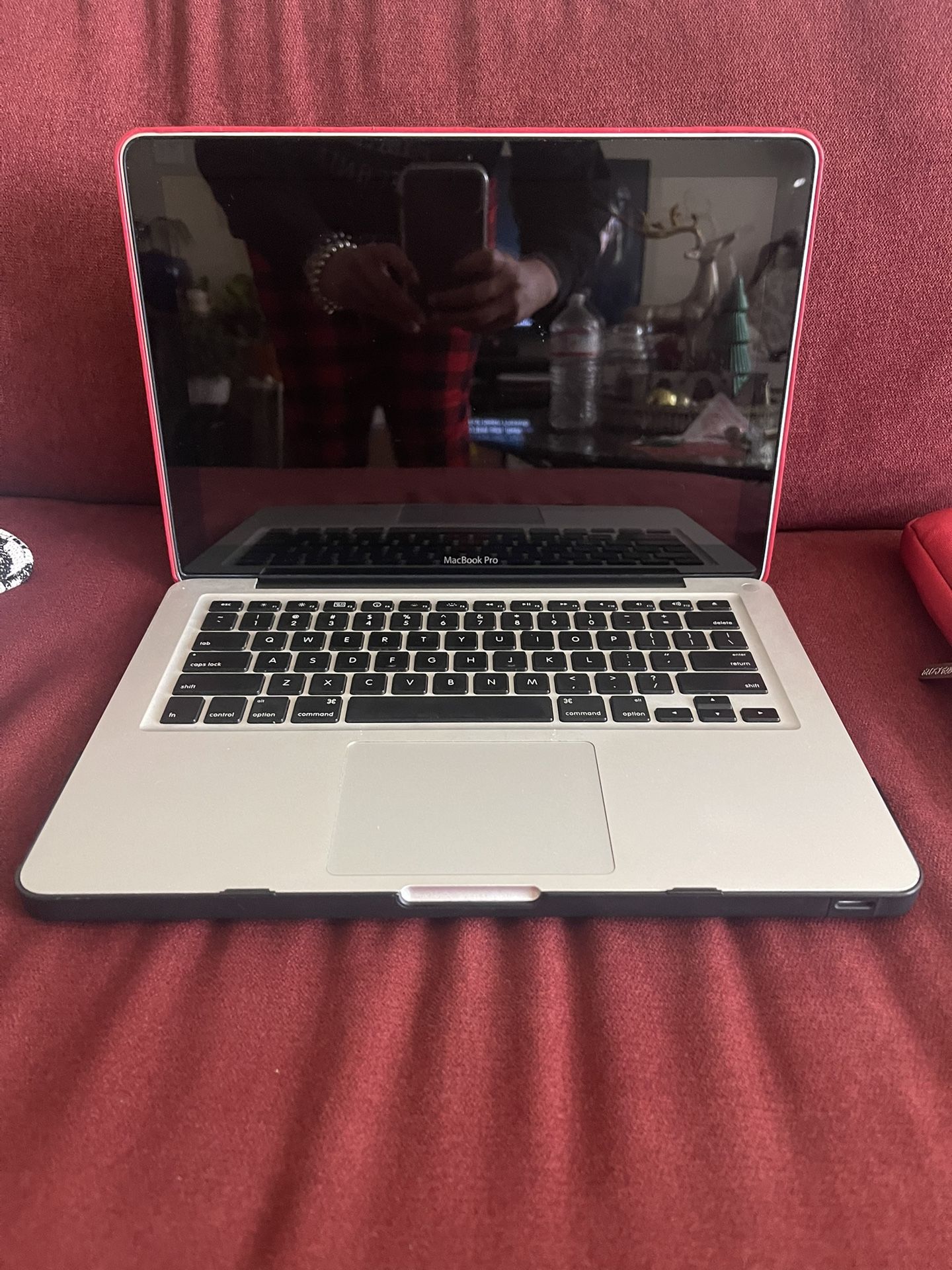 2012 Apple MacBook Pro A1278 Great Condition! 