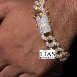 New 18k Yellow Gold Cuban Link Bracelet 