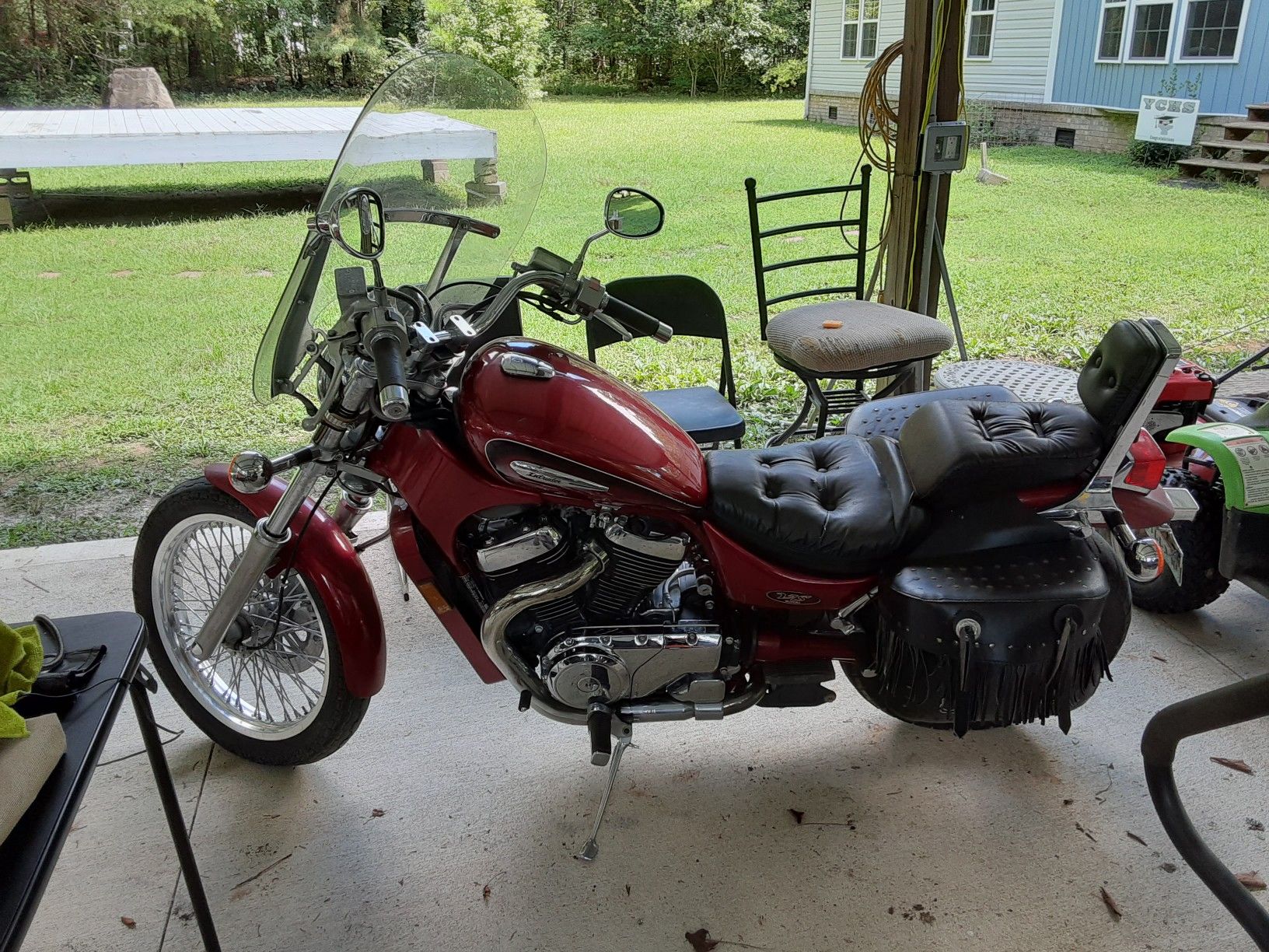 Suzuki intruder 2001