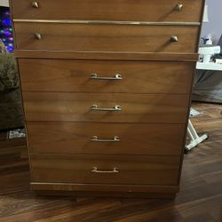 4 Drawer Wood Dresser
