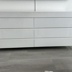 Dresser White Glossy 6 Drawer With Acrylic Sides