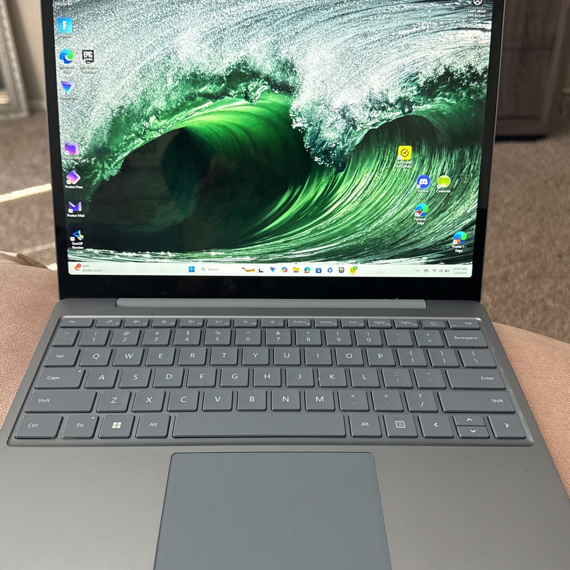 SURFACE GO 3