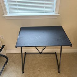 Small Desk / Table – Metal Frame – Cheap  