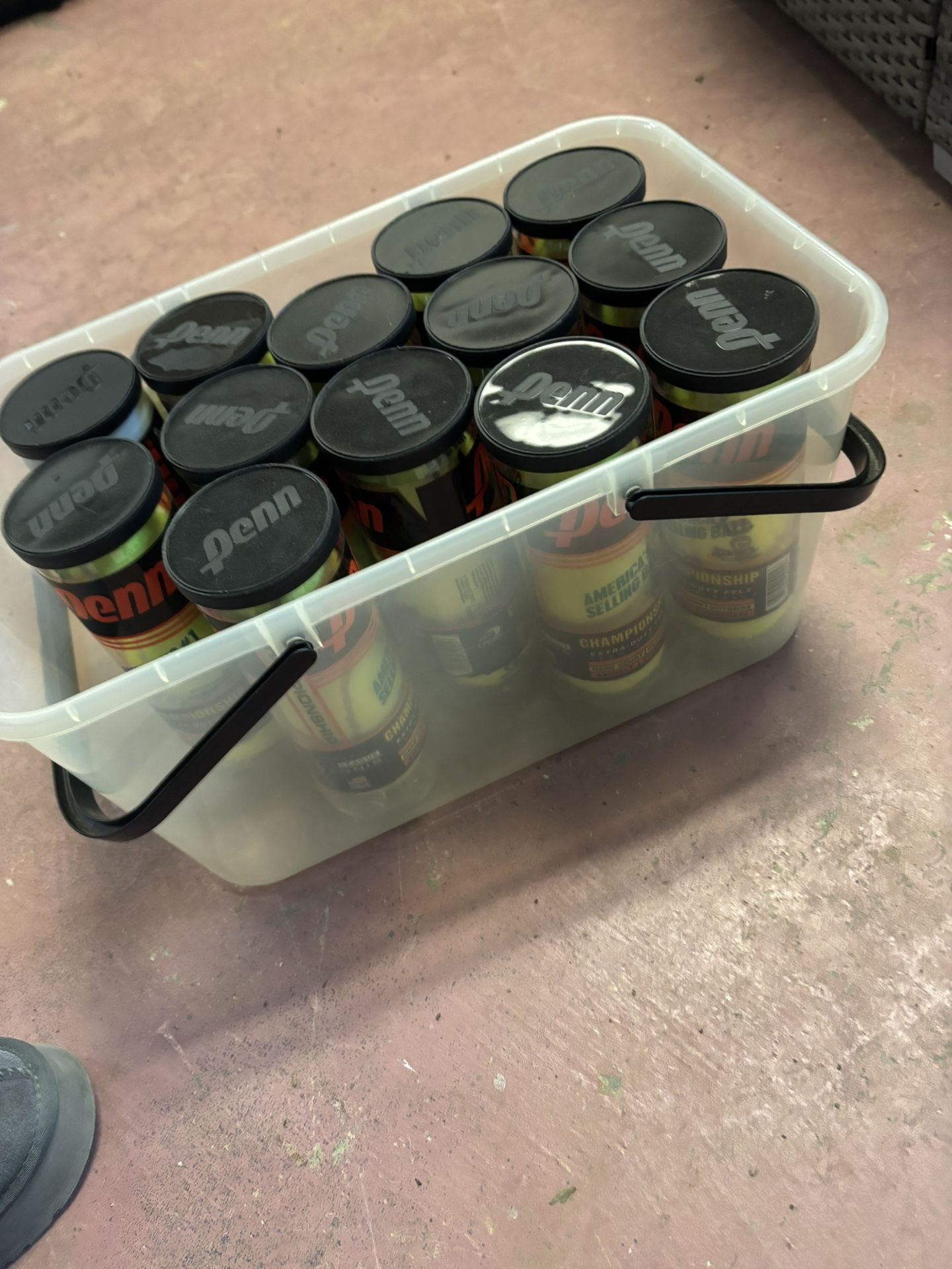 LOW PRICE MOVING- BUCKET FULL OF TENNIS BALLS