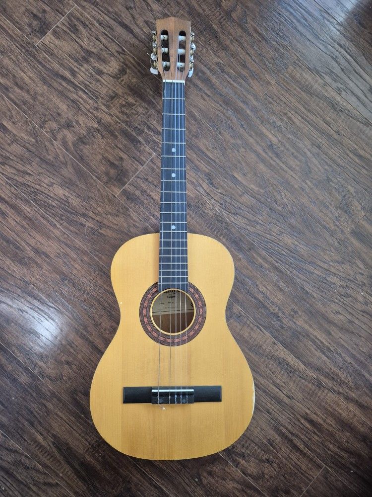 AMIGO by Lotus AM30 Guitar Made in Romania