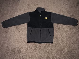 Boys northface Denali