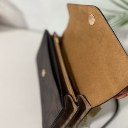 Coach Logo Shoulder Bag Brown Black Gold Chain Medium Designer