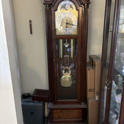 Antique Grandfather Clock 