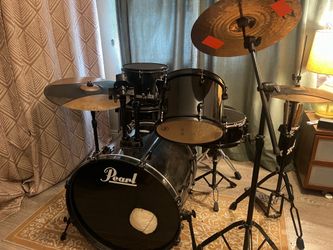 Pearl Forum 5-Piece Drum Kit – Complete Starter Set