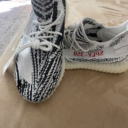 adidas Men’s Yeezy Boots 350  Zebra Size 11