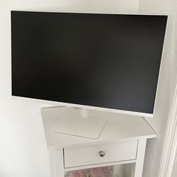 SAMSUNG Smart Monitor (27”)