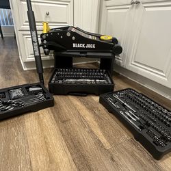 Black Jack 4-Ton Hydraulic Garage Jack + Husky Tool Sets – Like New