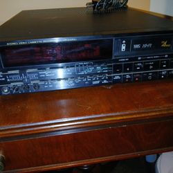 JVC HR-D470U 4 Head Hi-Fi Stereo Video Cassette Recorder
