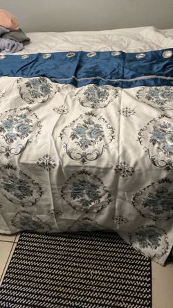 3 pairs of curtains