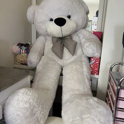6ft  Big white teddy Bear 