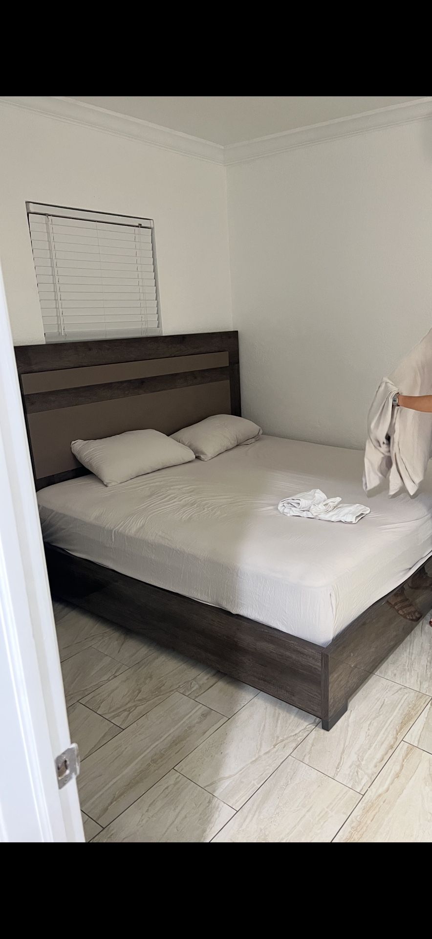 King Size Bedroom Set